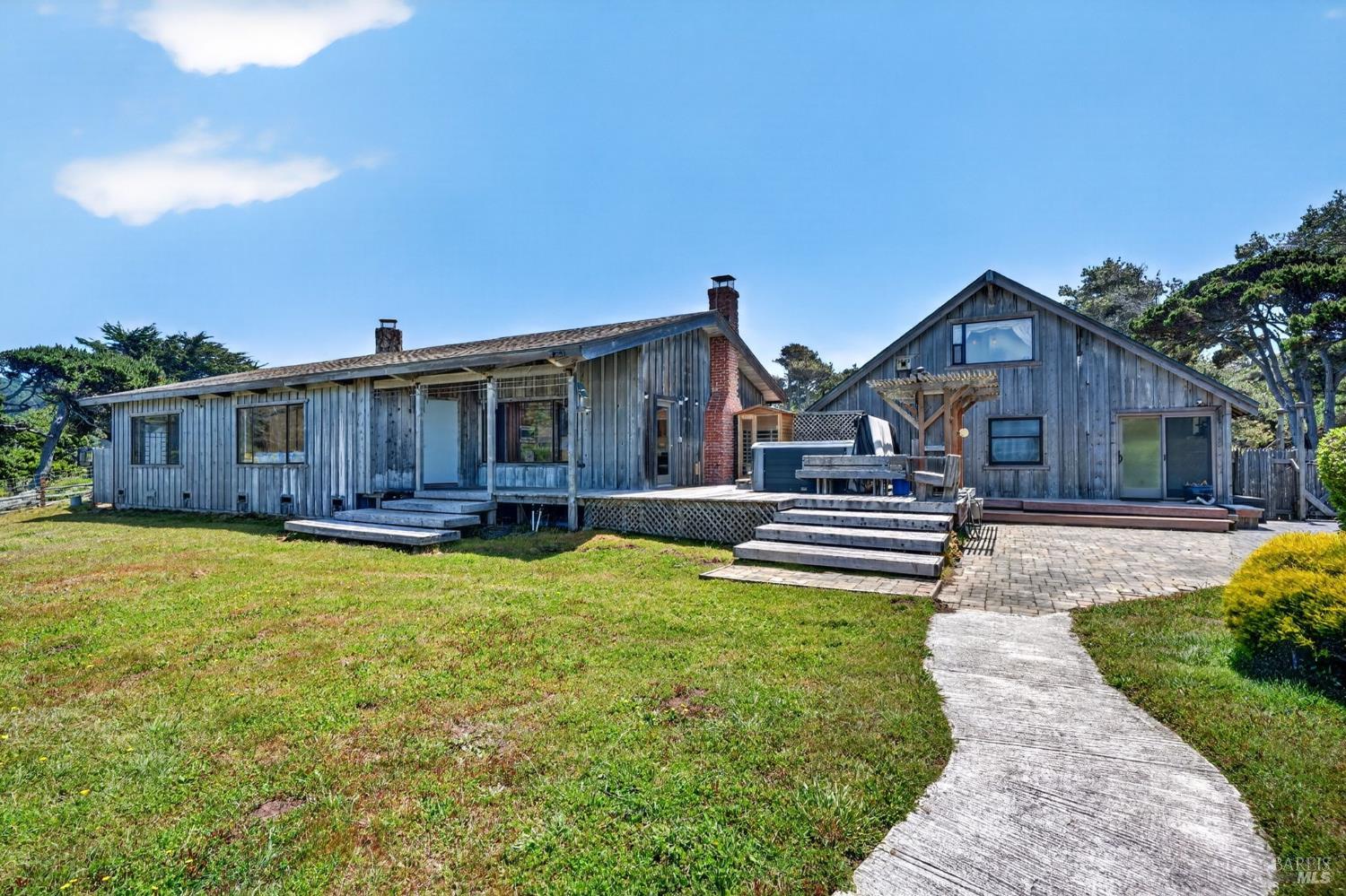 16861 Ocean Drive Fort Bragg CA 95437