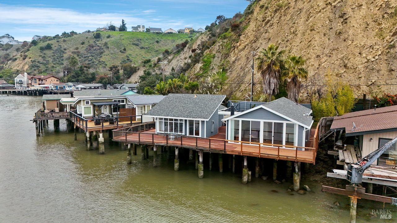 34 Sandy Beach Road Vallejo CA 94590