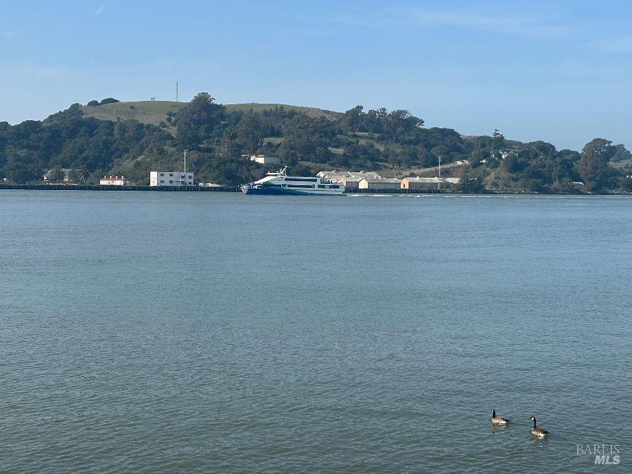 34 Sandy Beach Road Vallejo CA 94590
