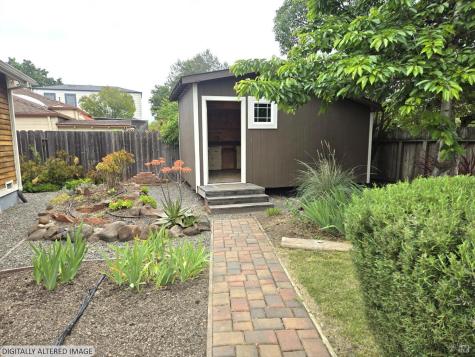 930 Georgia Street Santa Rosa CA 95404