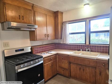 930 Georgia Street Santa Rosa CA 95404