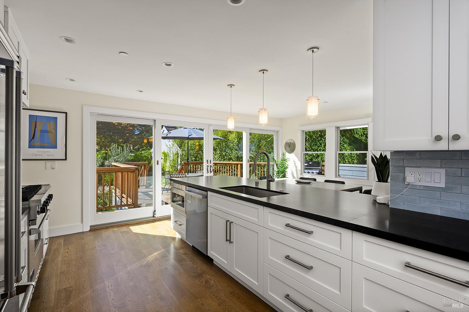 560 Matheson Street Healdsburg CA 95448