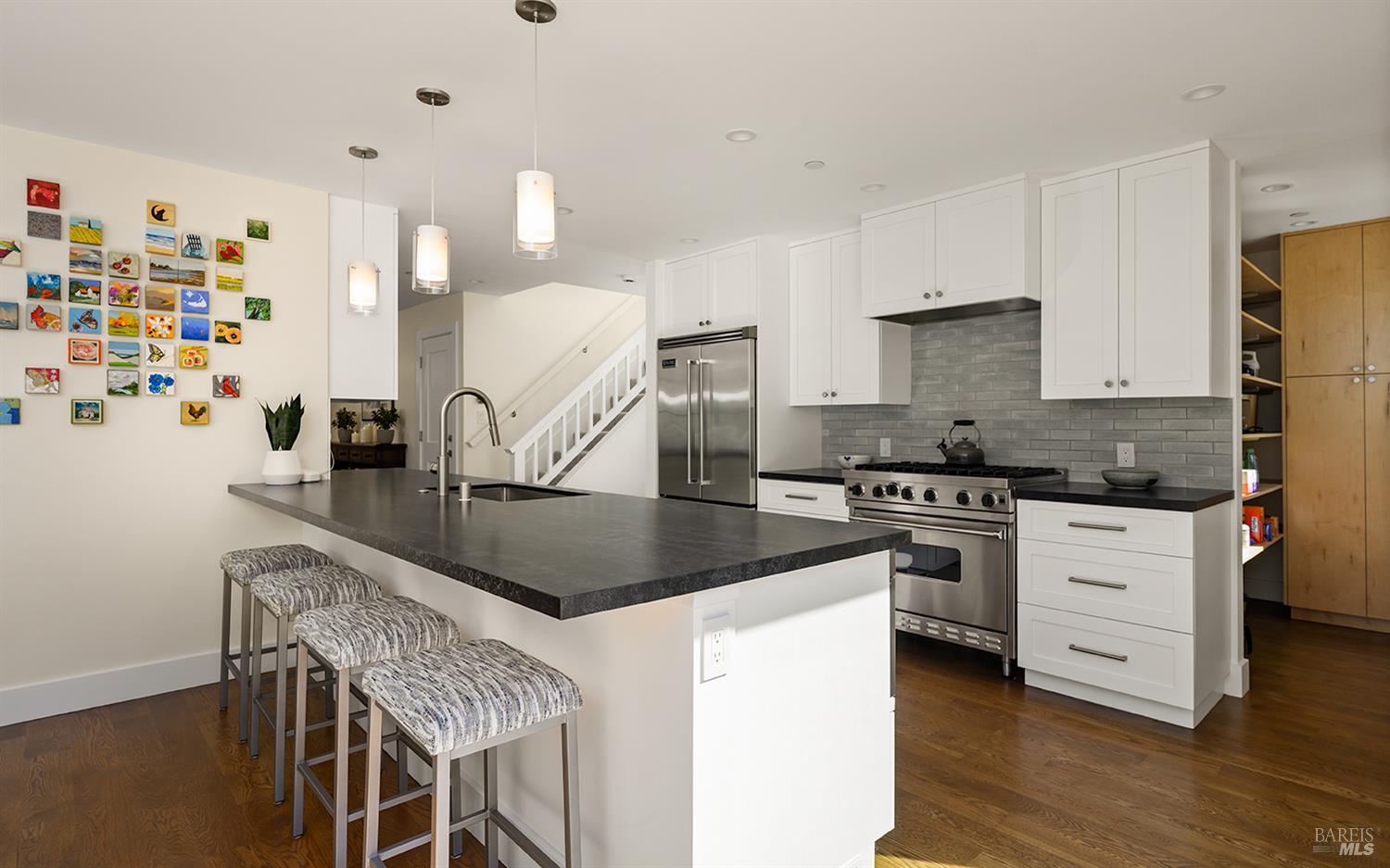 560 Matheson Street Healdsburg CA 95448