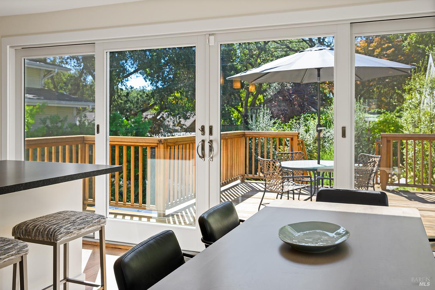 560 Matheson Street Healdsburg CA 95448