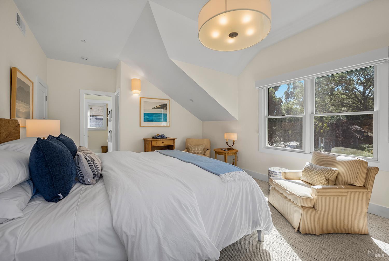 560 Matheson Street Healdsburg CA 95448