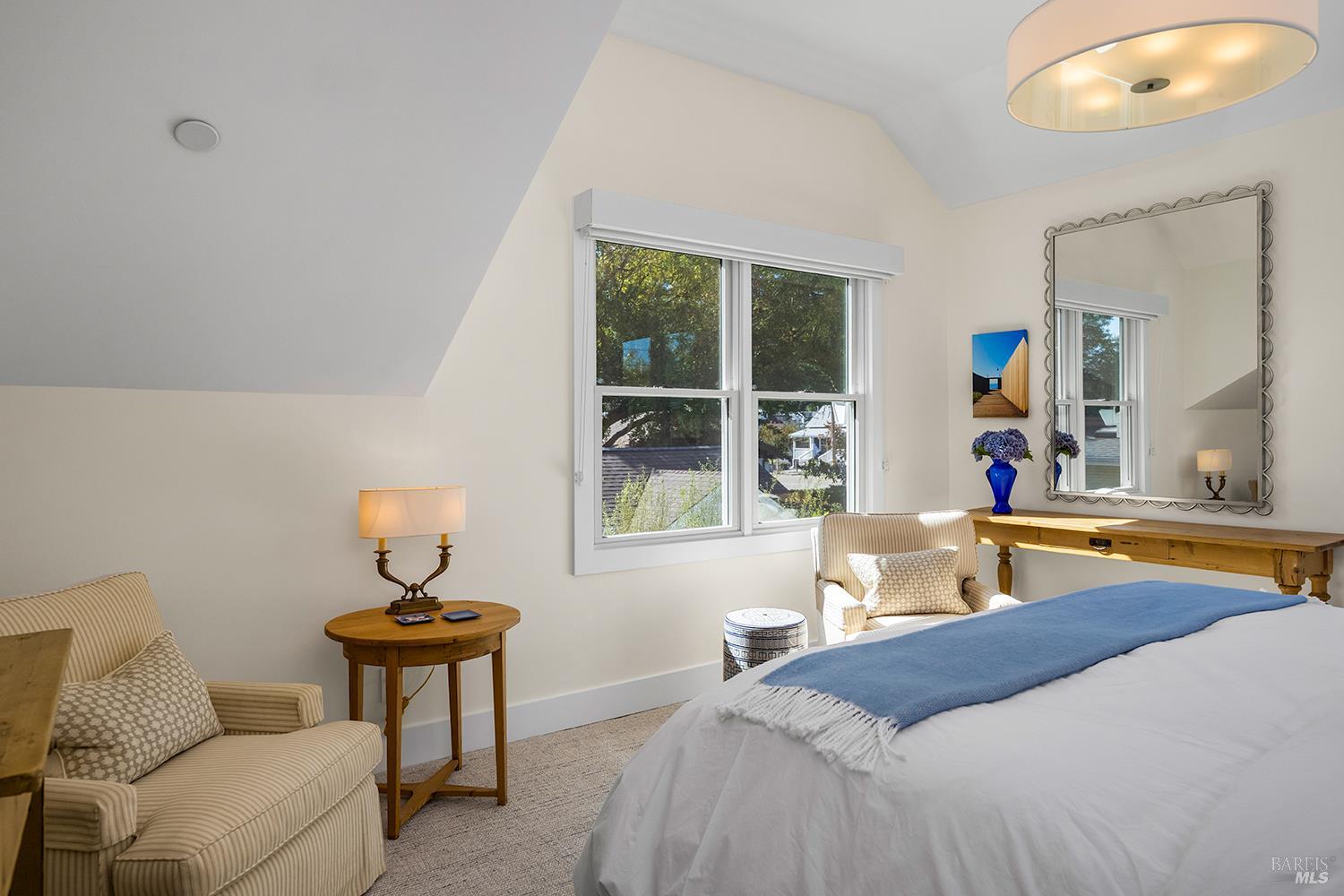 560 Matheson Street Healdsburg CA 95448