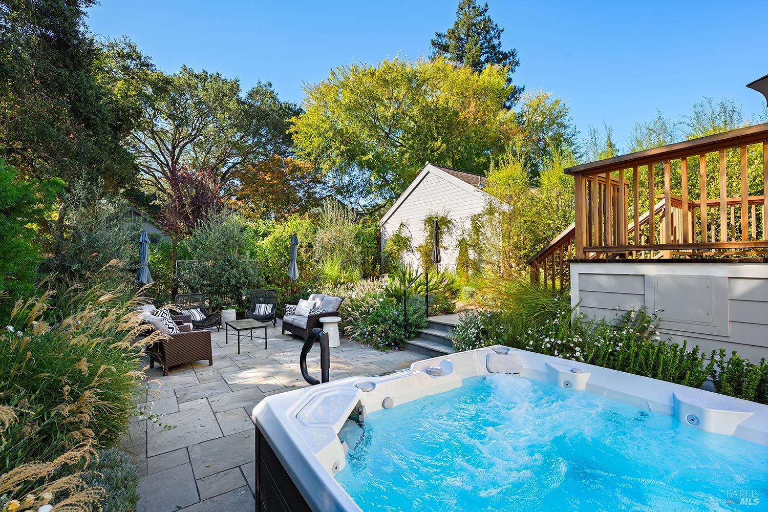 560 Matheson Street Healdsburg CA 95448