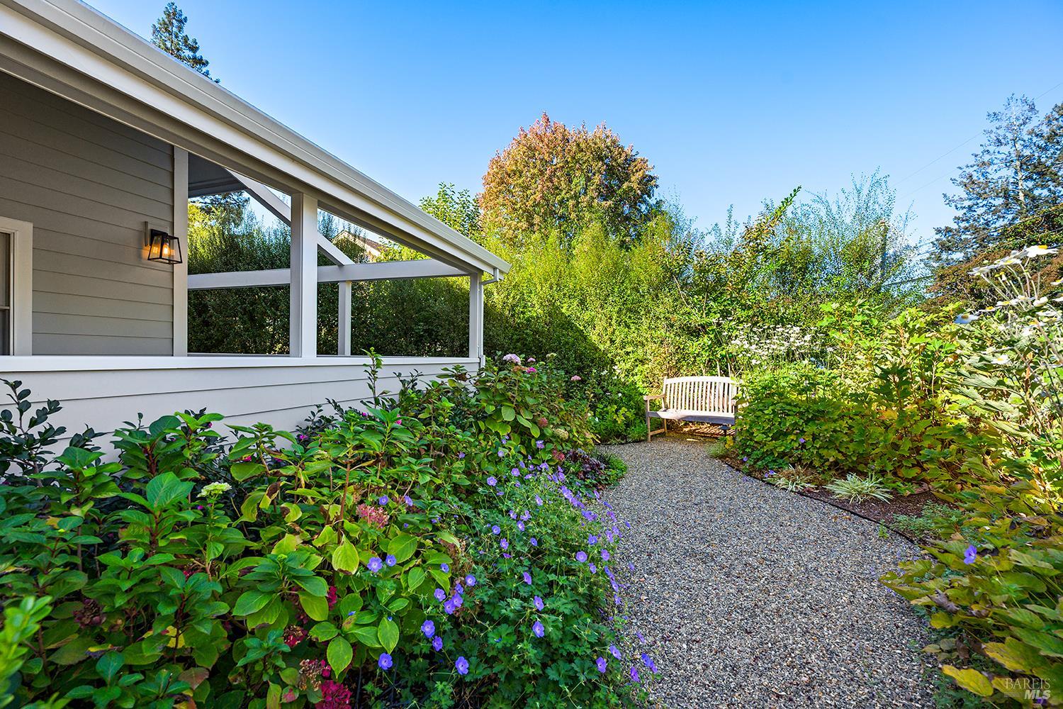 560 Matheson Street Healdsburg CA 95448