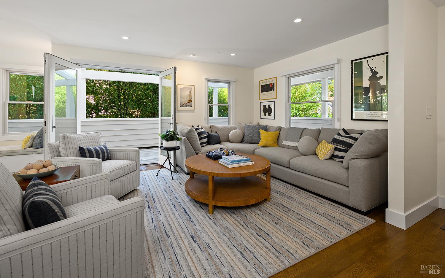560 Matheson Street Healdsburg CA 95448