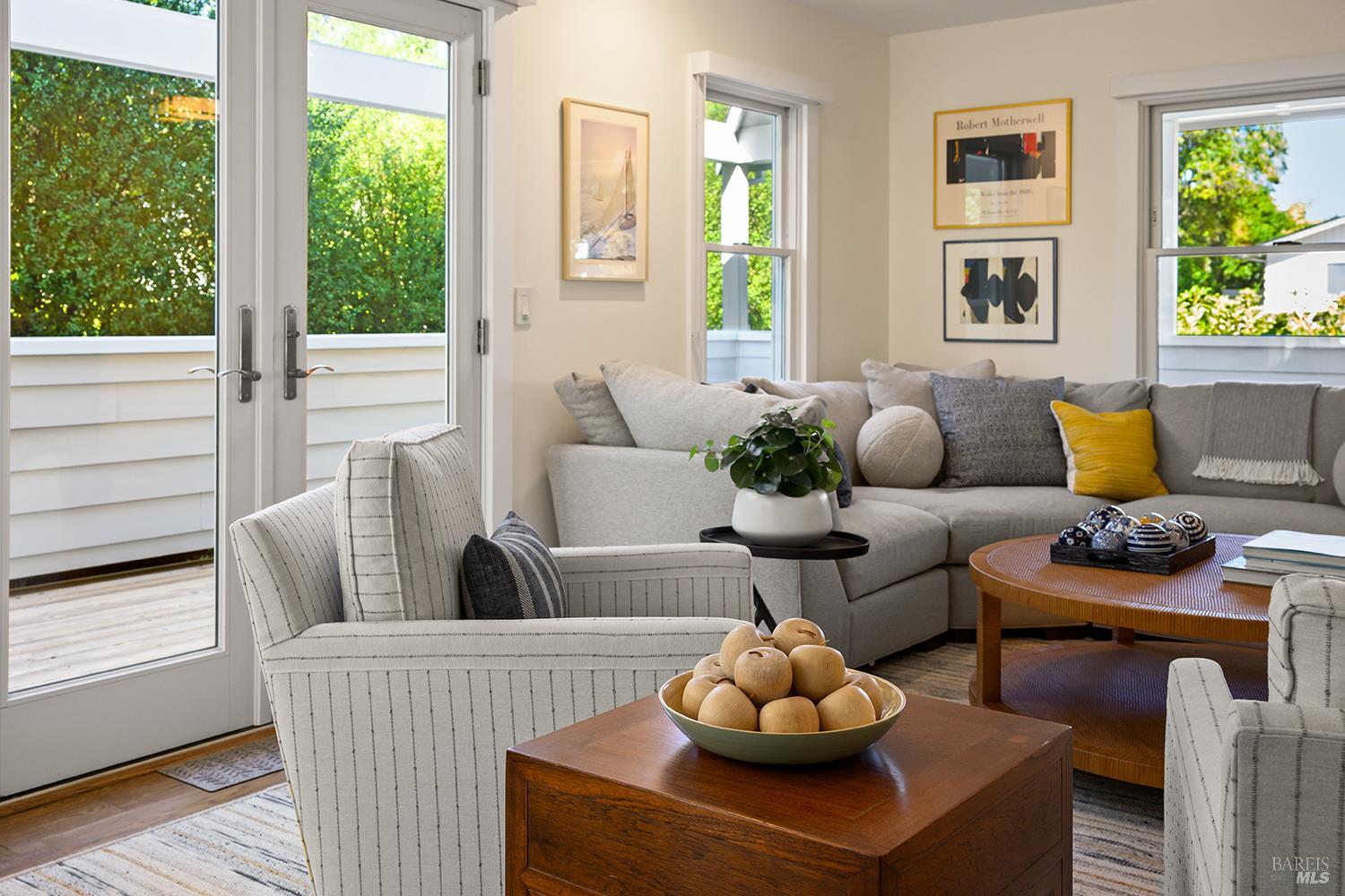 560 Matheson Street Healdsburg CA 95448