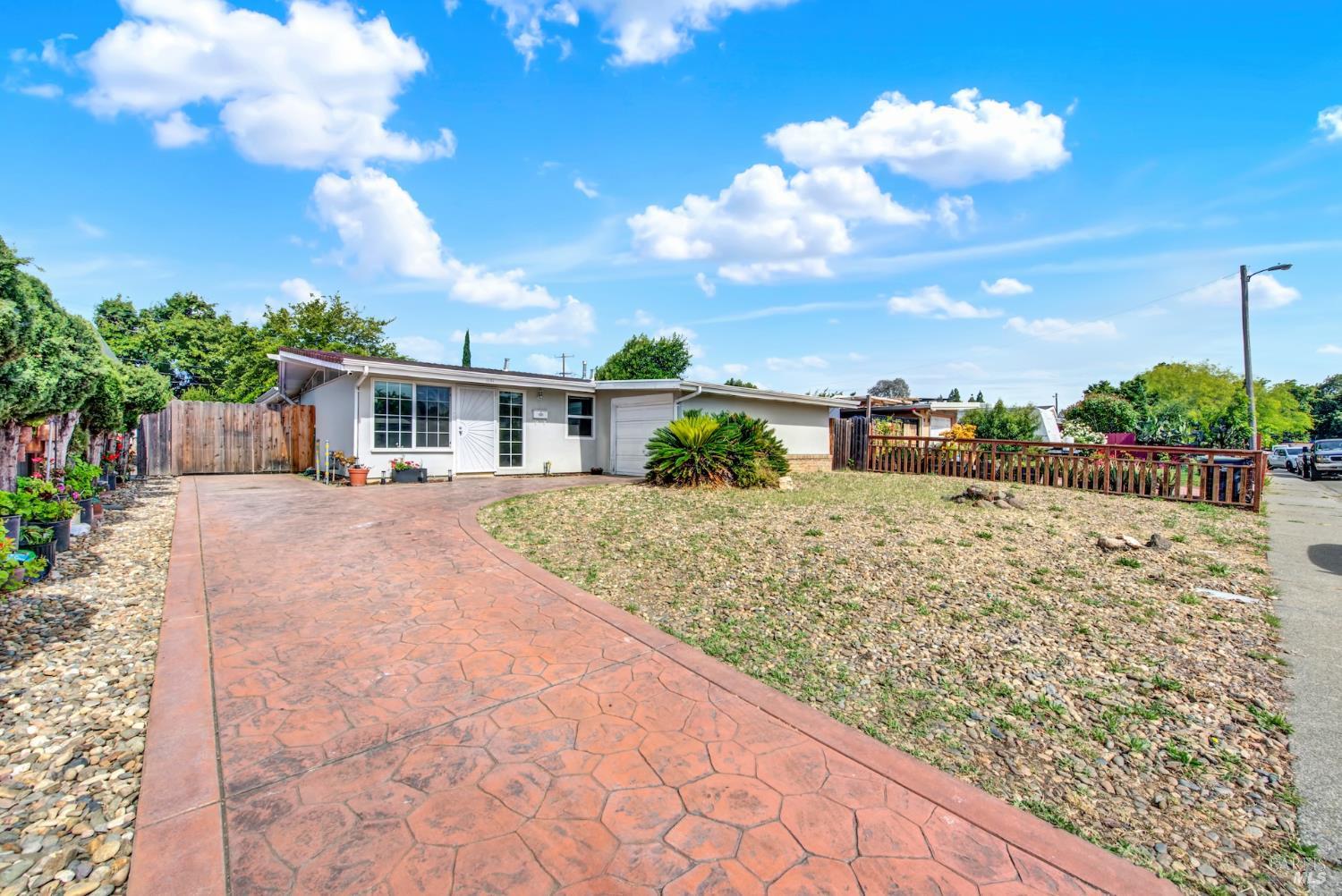 1131 1st Street Fairfield CA 94533