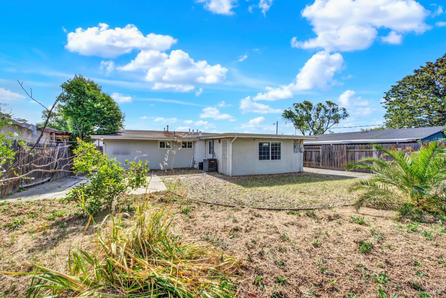 1131 1st Street Fairfield CA 94533