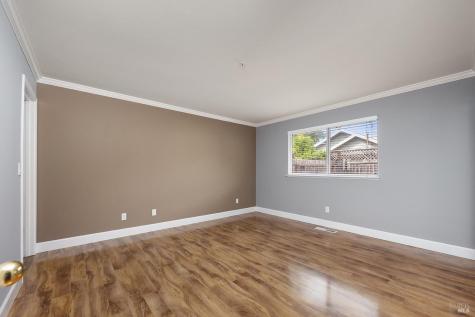 431-433 University Street Healdsburg CA 95448