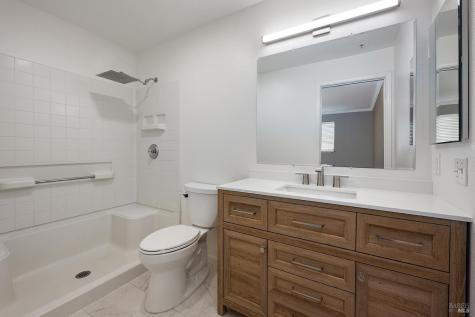 431-433 University Street Healdsburg CA 95448