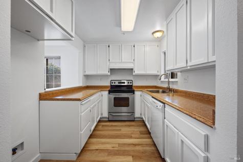 431-433 University Street Healdsburg CA 95448