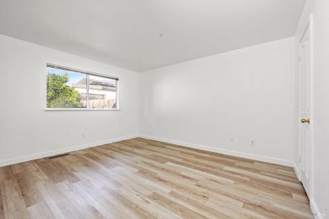 431-433 University Street Healdsburg CA 95448