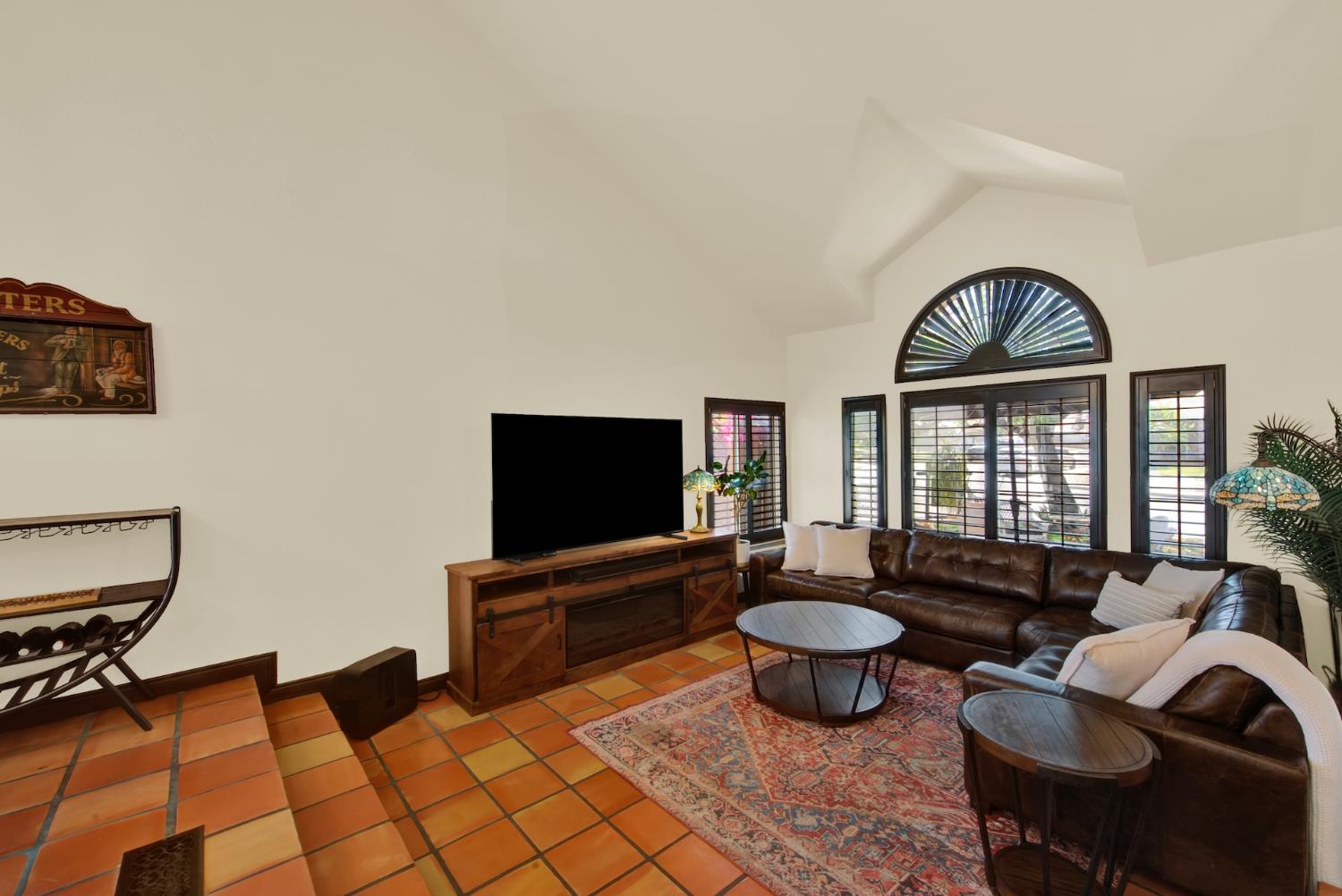 1009 Hillview Lane Winters CA 95694