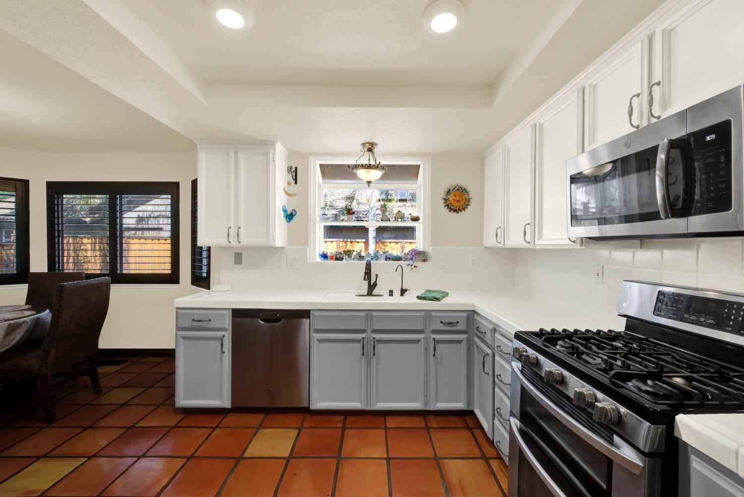1009 Hillview Lane Winters CA 95694