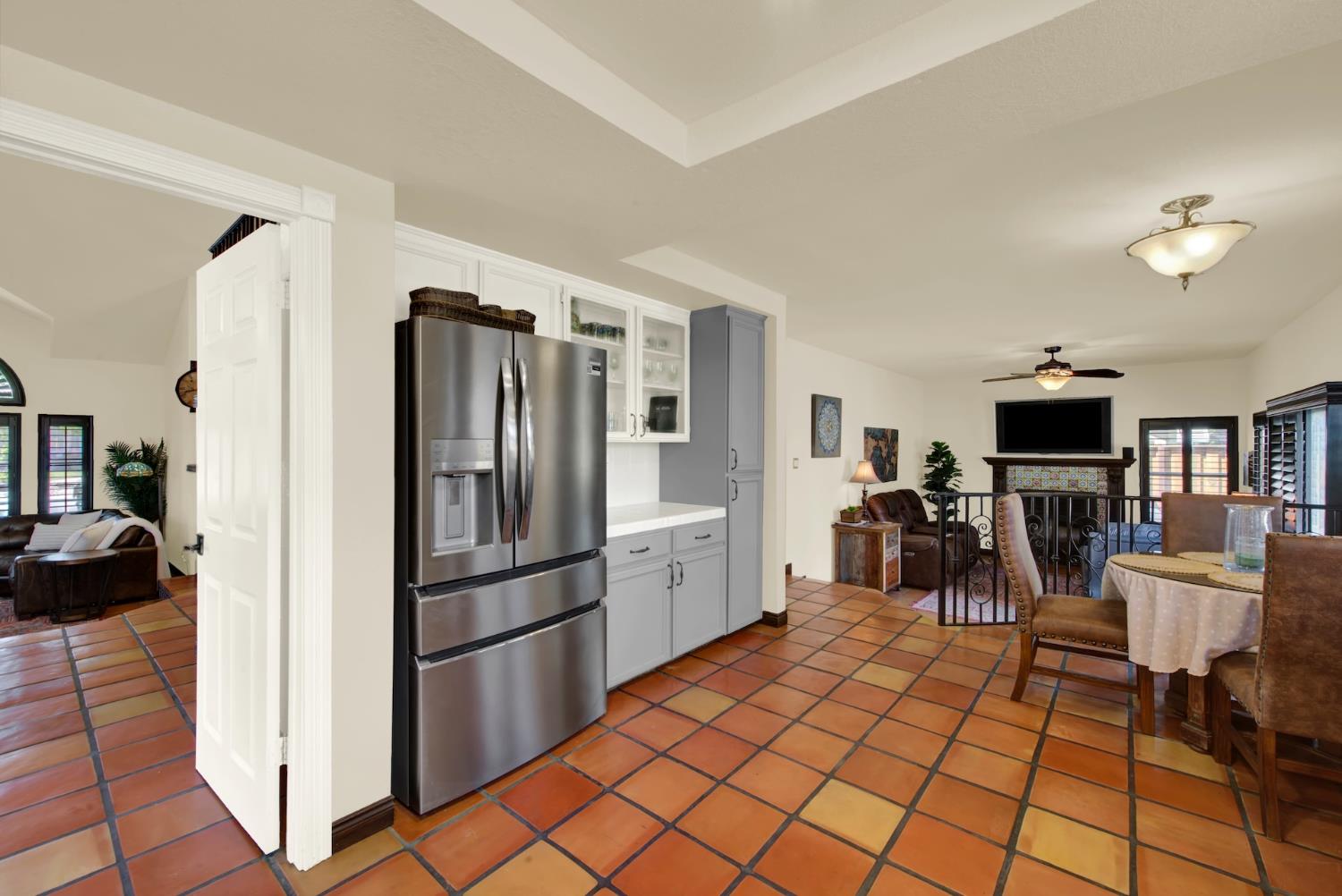 1009 Hillview Lane Winters CA 95694