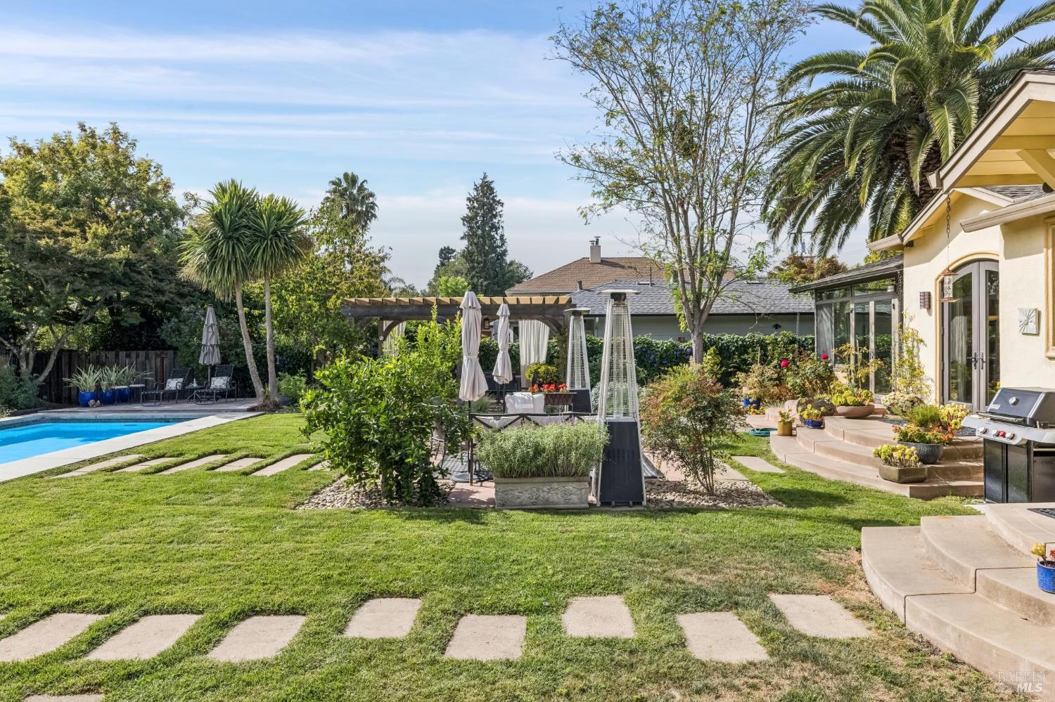 483 E Napa Street Sonoma CA 95476
