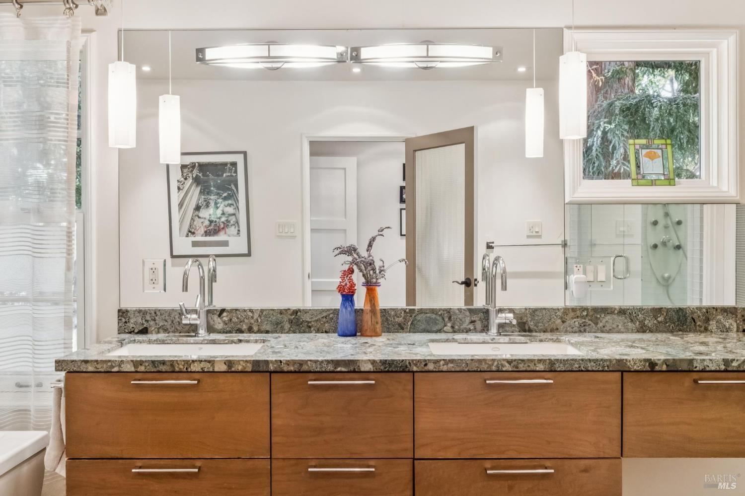 483 E Napa Street Sonoma CA 95476