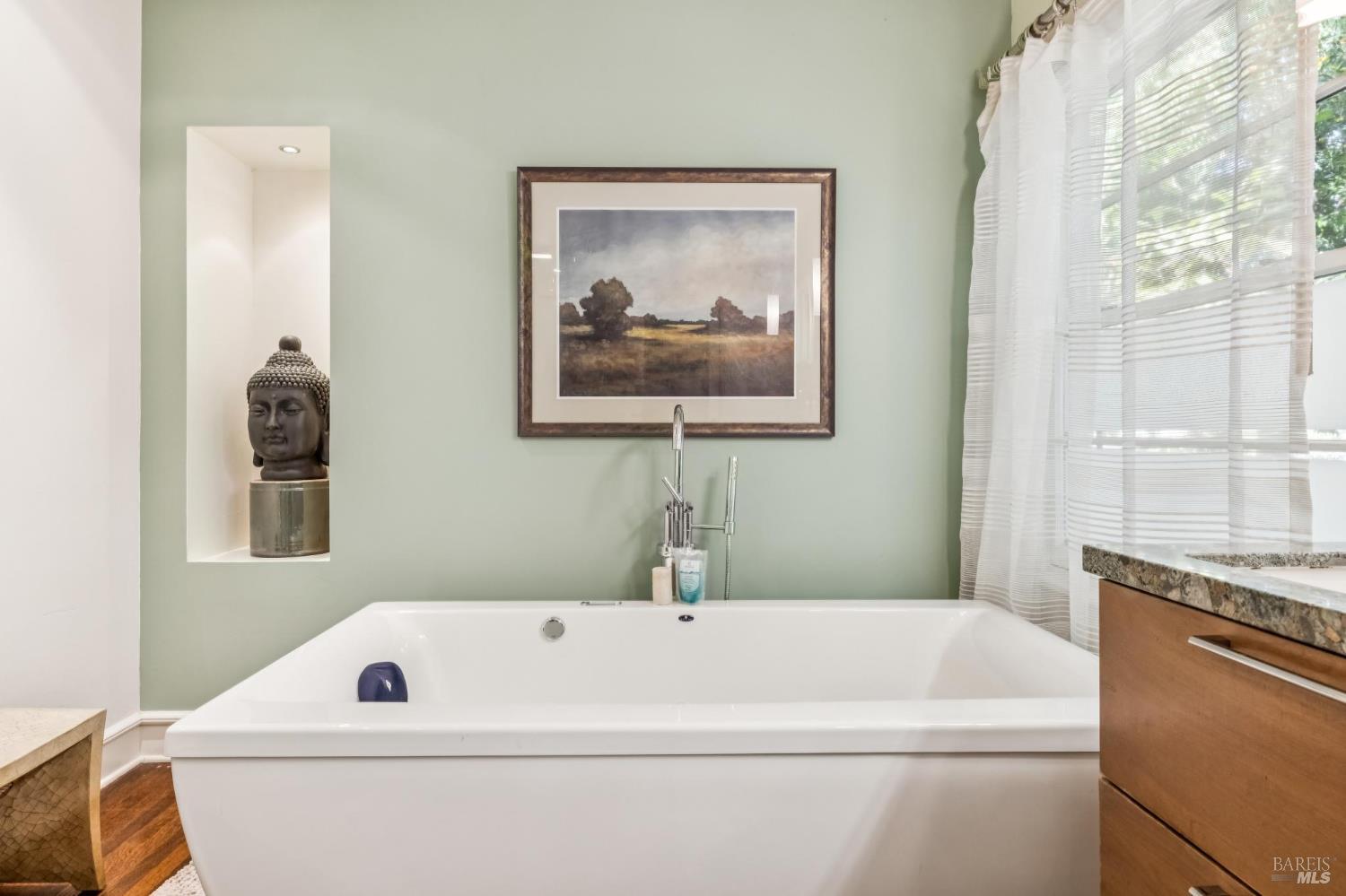 483 E Napa Street Sonoma CA 95476