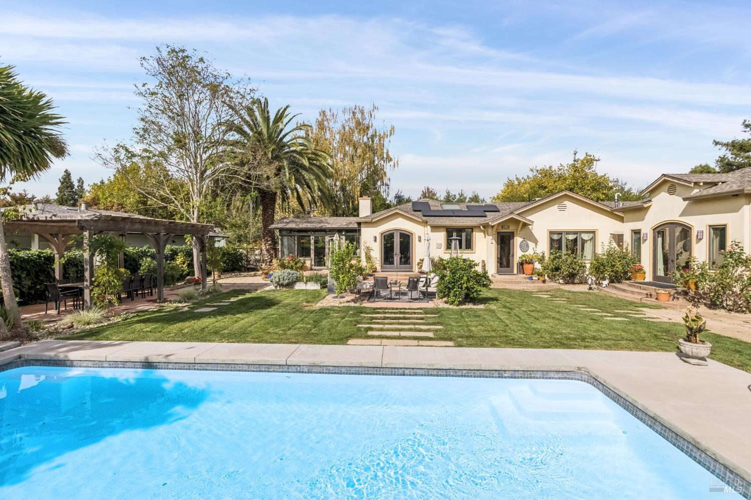 483 E Napa Street Sonoma CA 95476