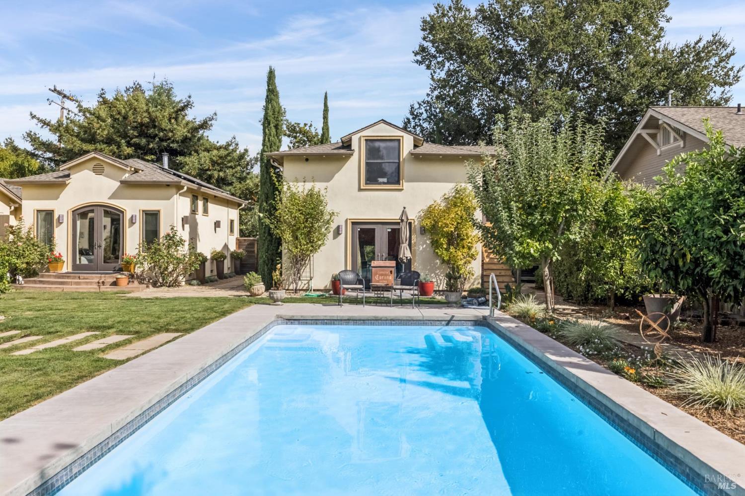 483 E Napa Street Sonoma CA 95476