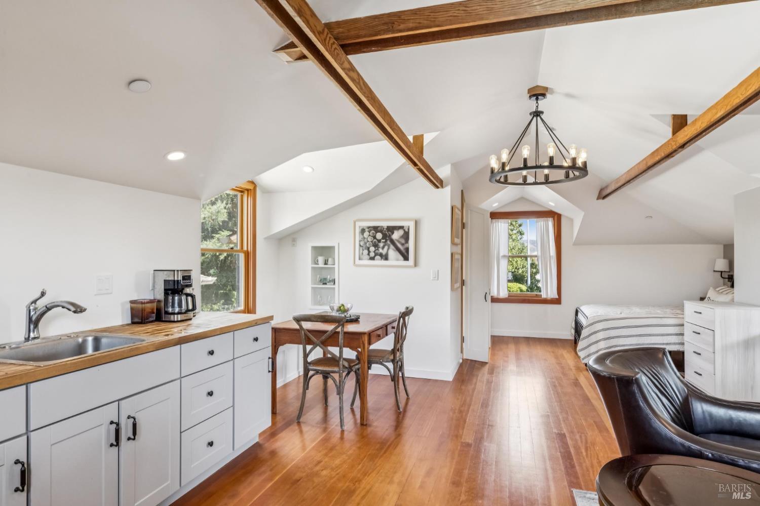 483 E Napa Street Sonoma CA 95476