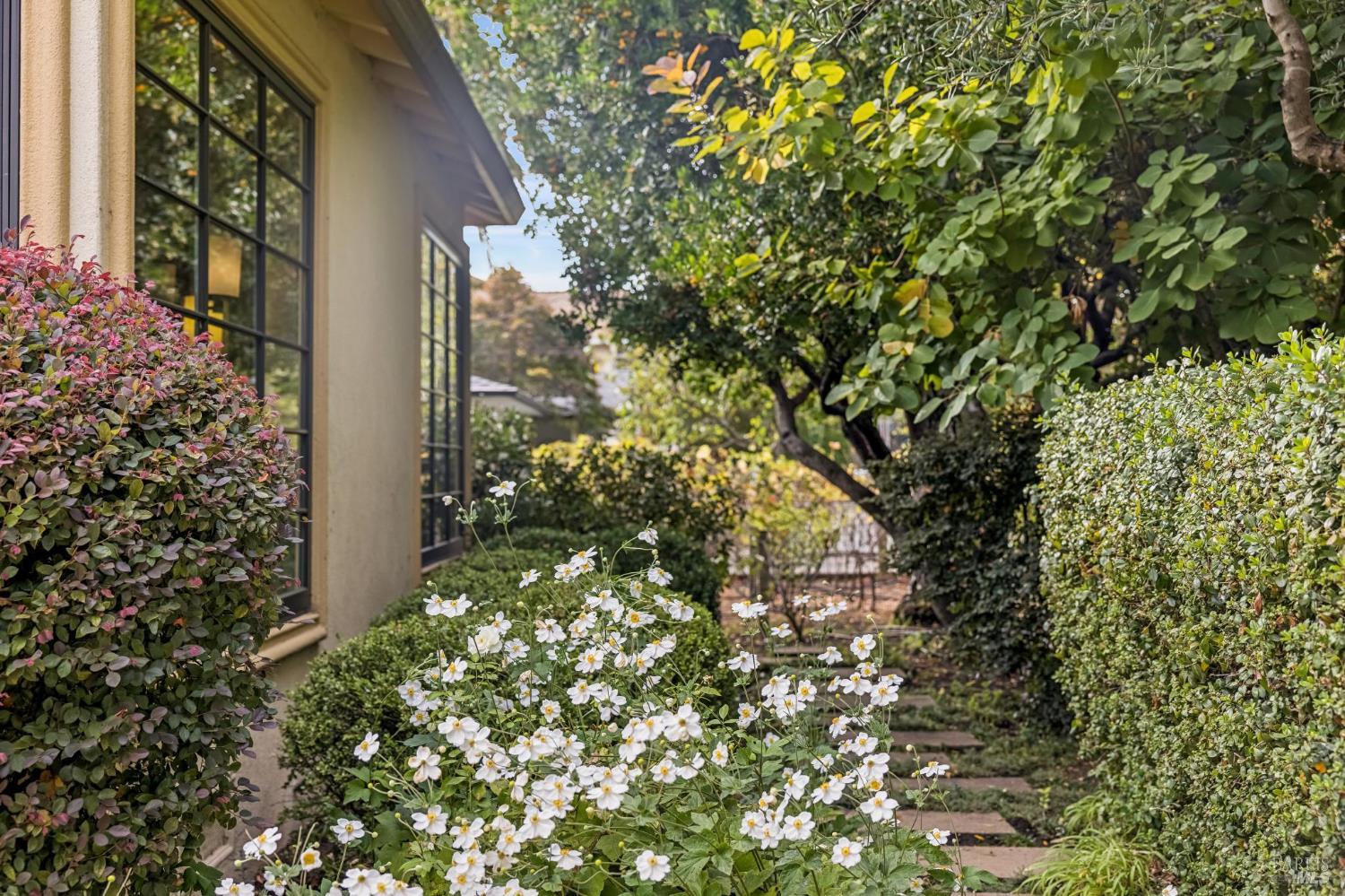 483 E Napa Street Sonoma CA 95476