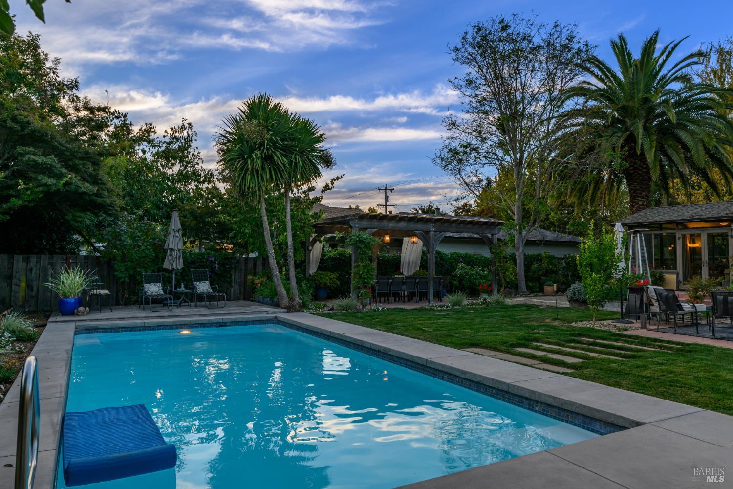 483 E Napa Street Sonoma CA 95476