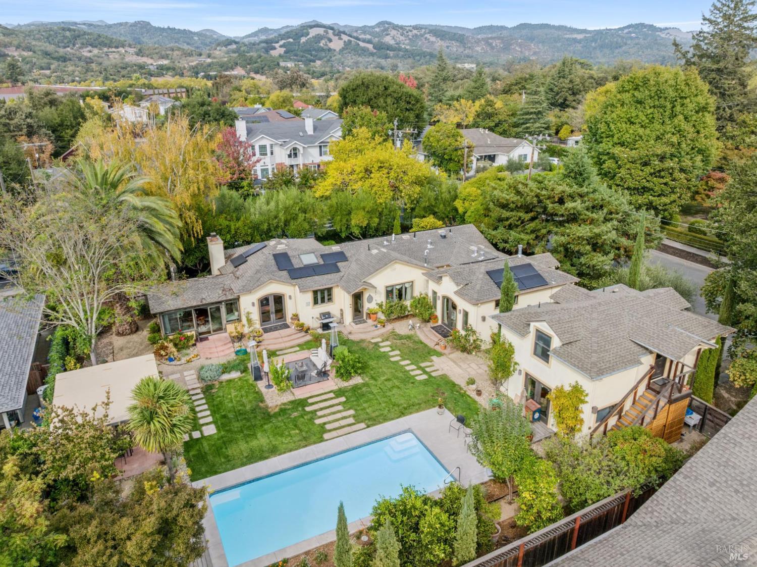 483 E Napa Street Sonoma CA 95476