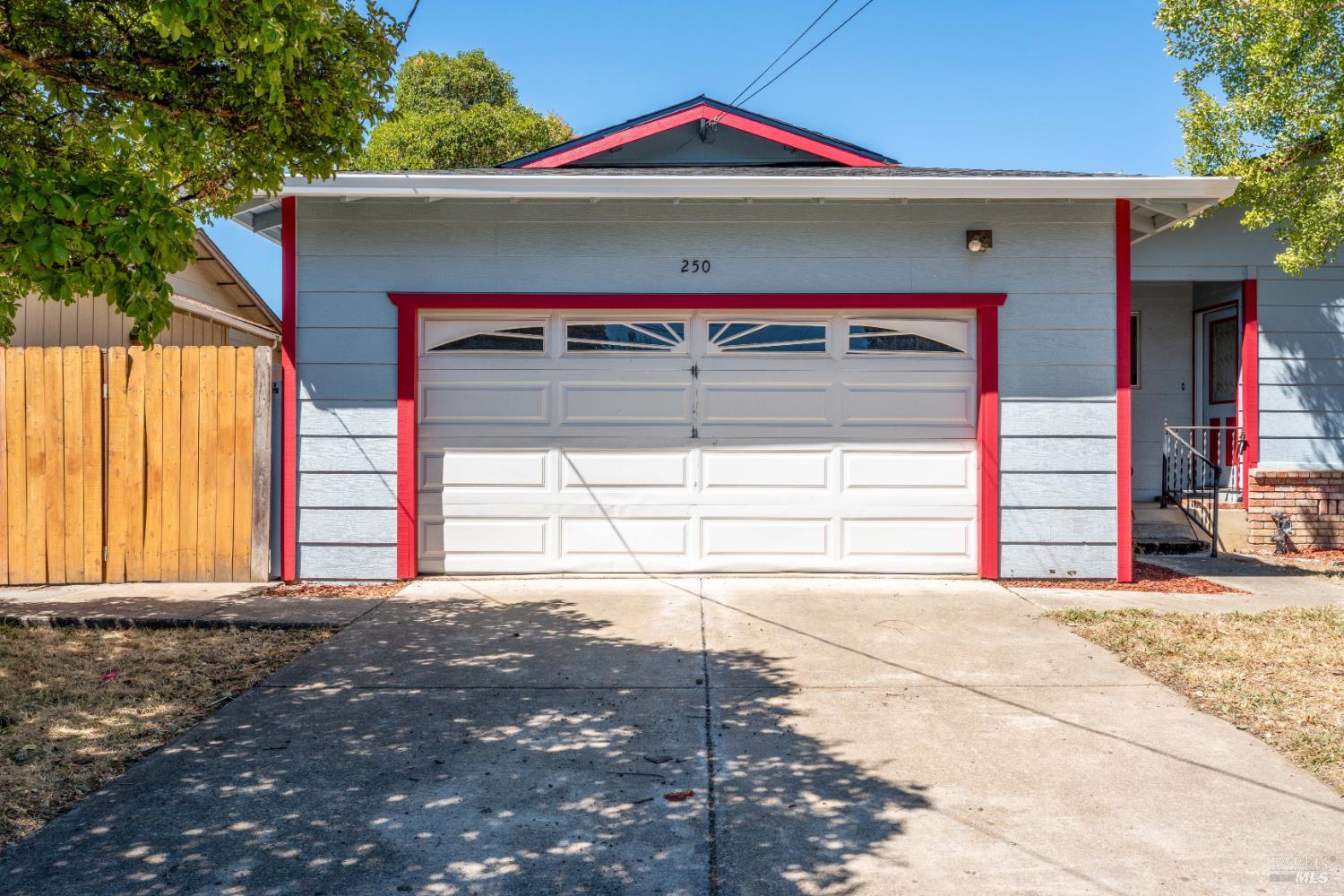 250 Washo Drive Ukiah CA 95482