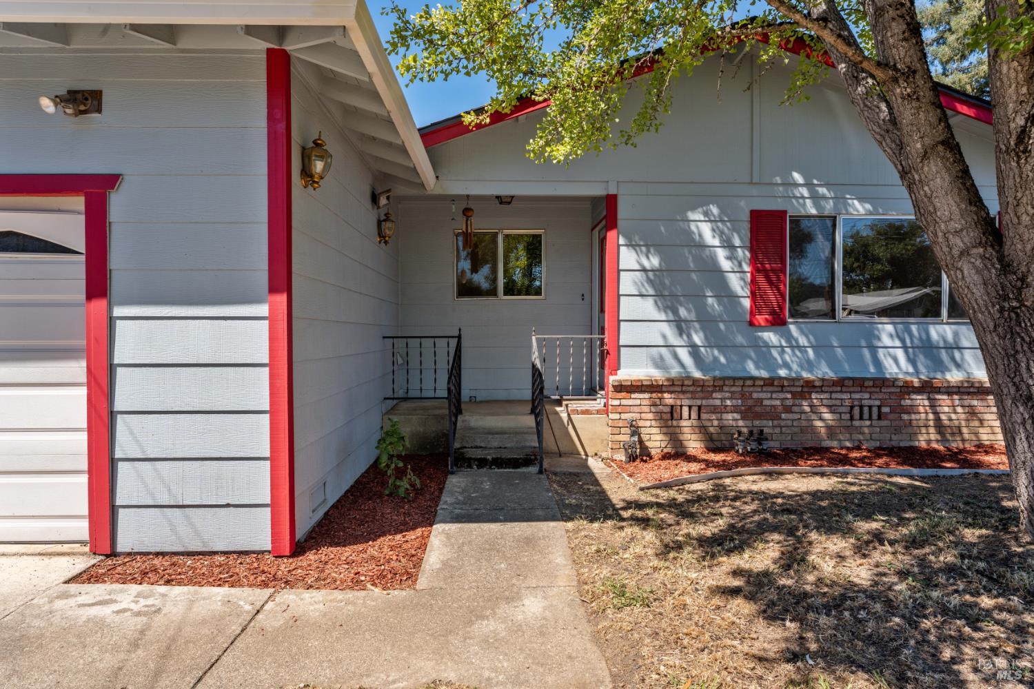 250 Washo Drive Ukiah CA 95482