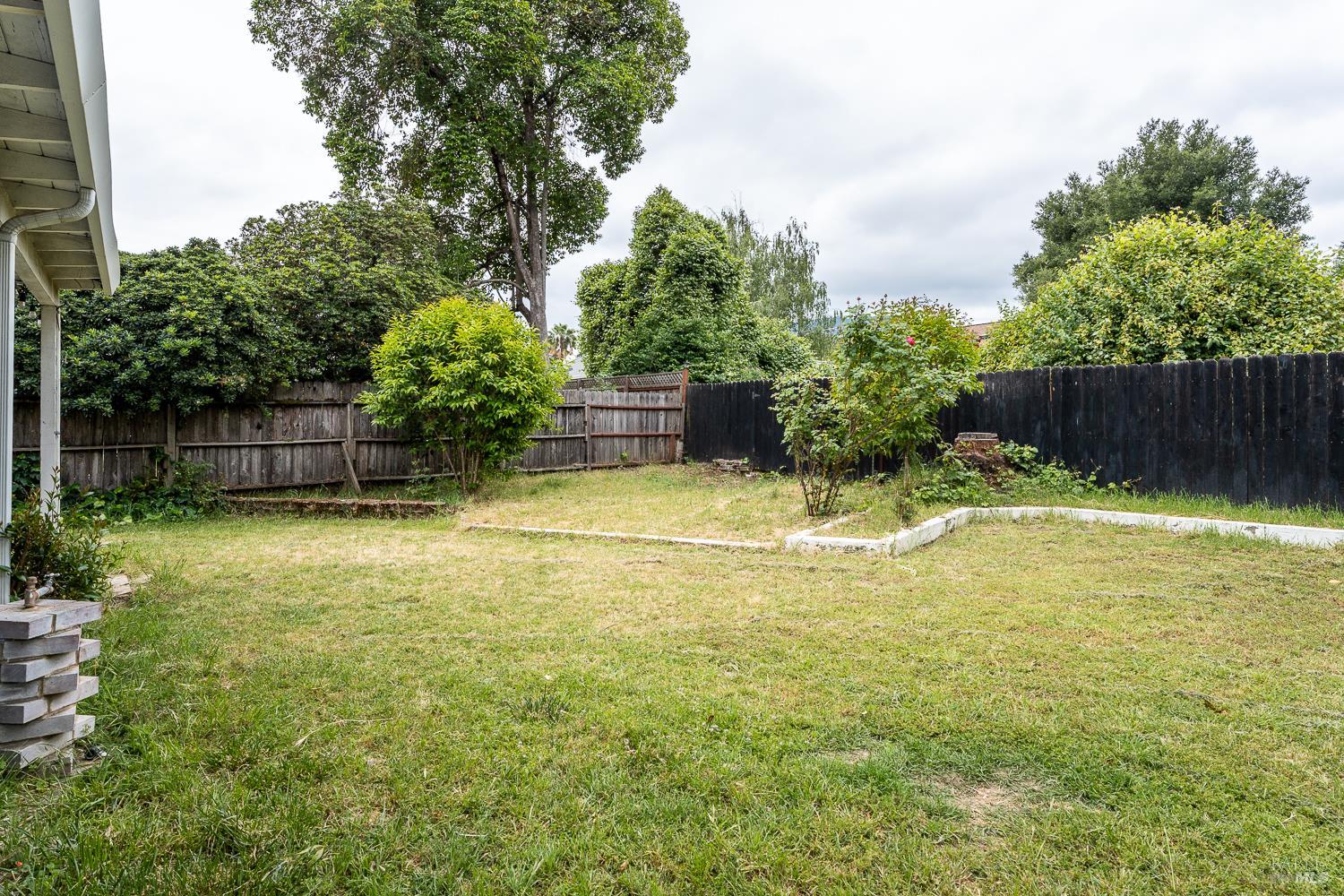 351 Warren Drive Ukiah CA 95482