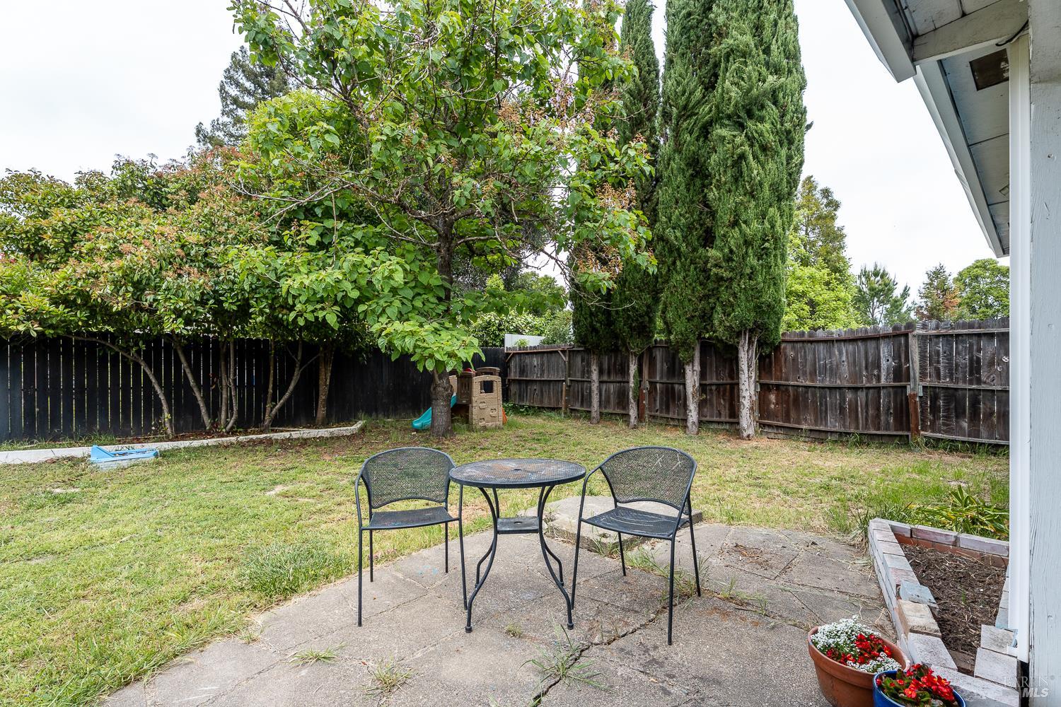 351 Warren Drive Ukiah CA 95482