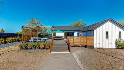 2828 Western Avenue Petaluma CA 94952