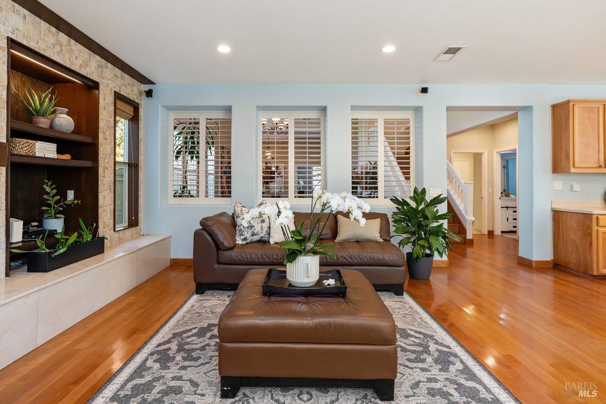 65 Presidio Drive Novato CA 94949