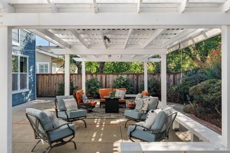 65 Presidio Drive Novato CA 94949