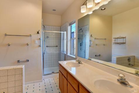 135 Fulton Place Windsor CA 95492