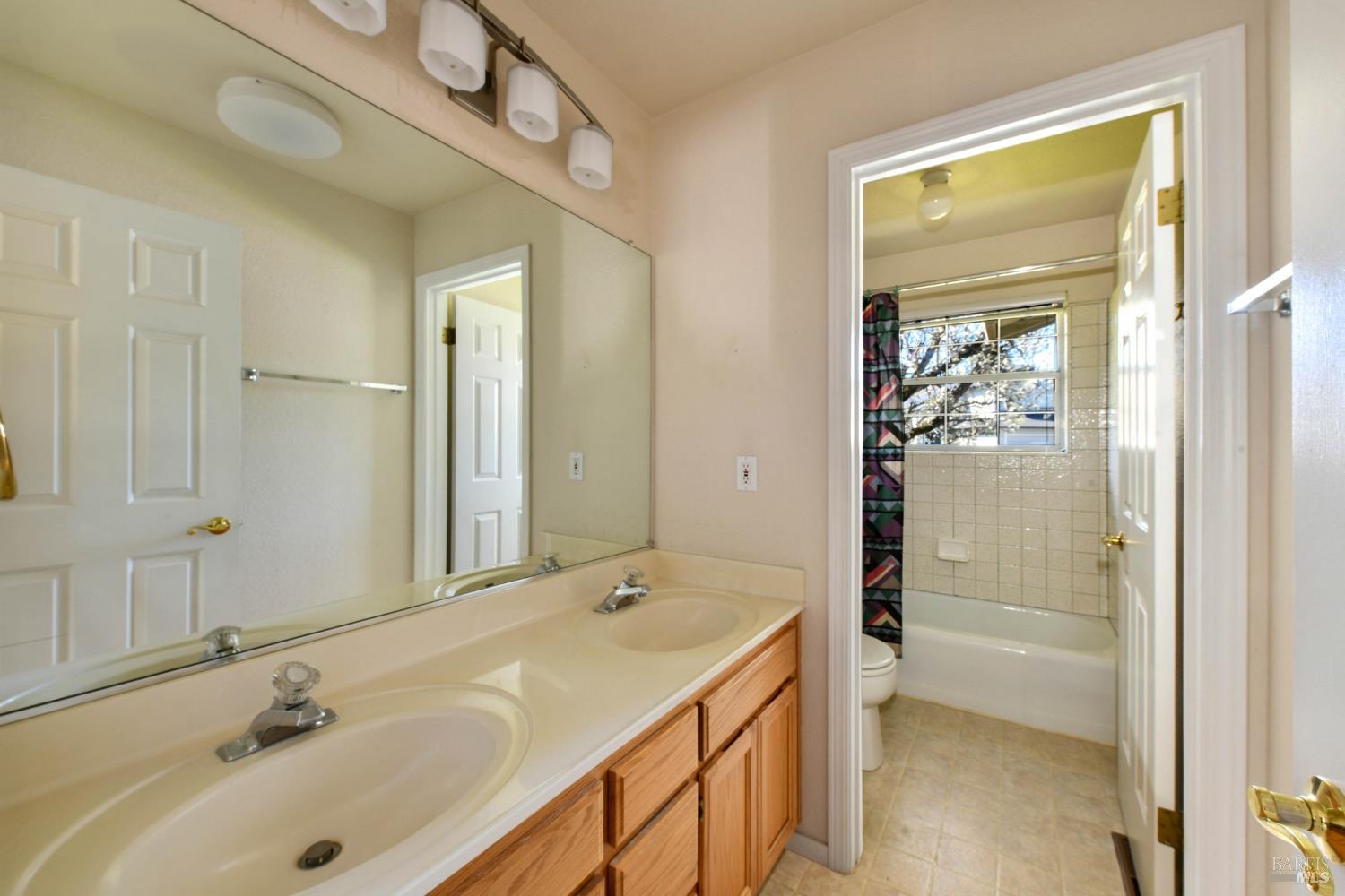 135 Fulton Place Windsor CA 95492