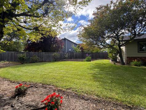 135 Fulton Place Windsor CA 95492