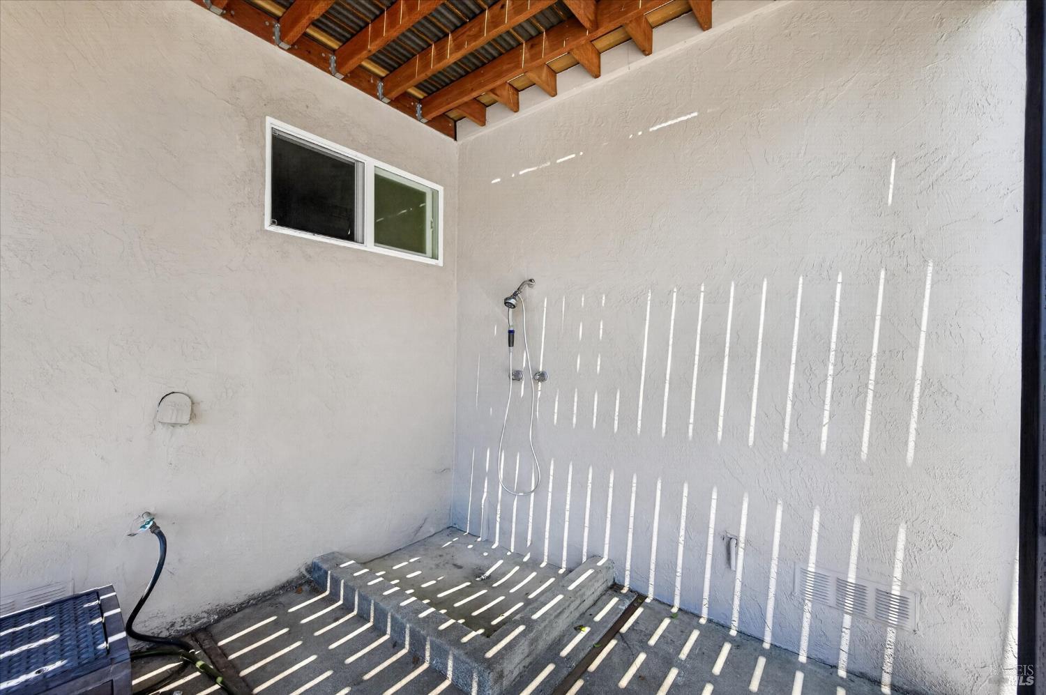 1844 Vervais Avenue Vallejo CA 94591