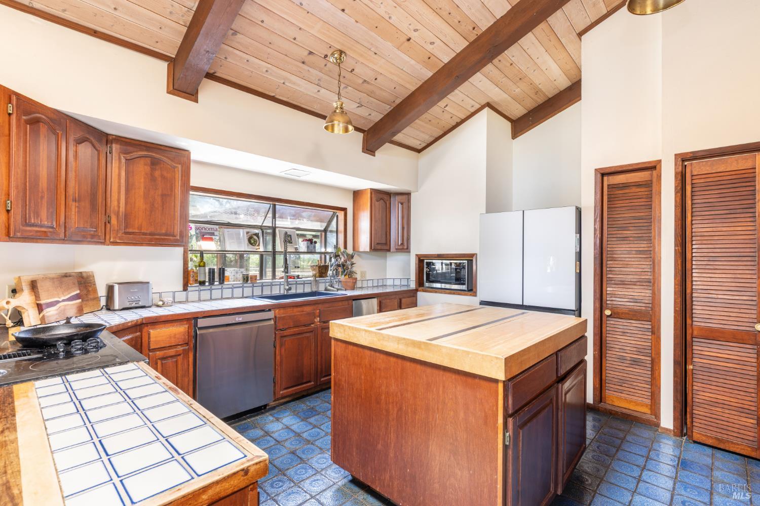 3760 Grove Street Sonoma CA 95476