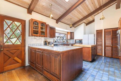 3760 Grove Street Sonoma CA 95476