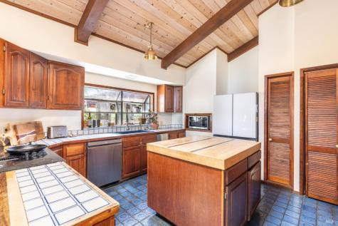 3760 Grove Street Sonoma CA 95476