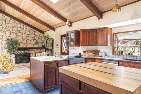 3760 Grove Street Sonoma CA 95476