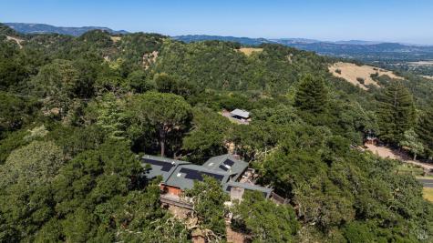 3760 Grove Street Sonoma CA 95476