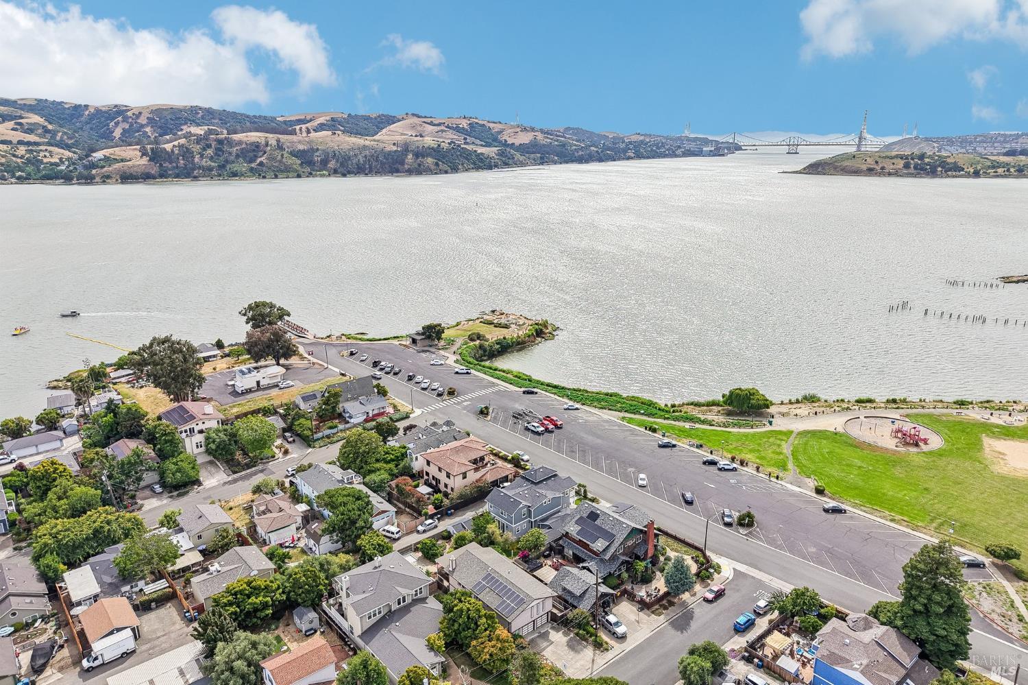 870 W J Street Benicia CA 94510