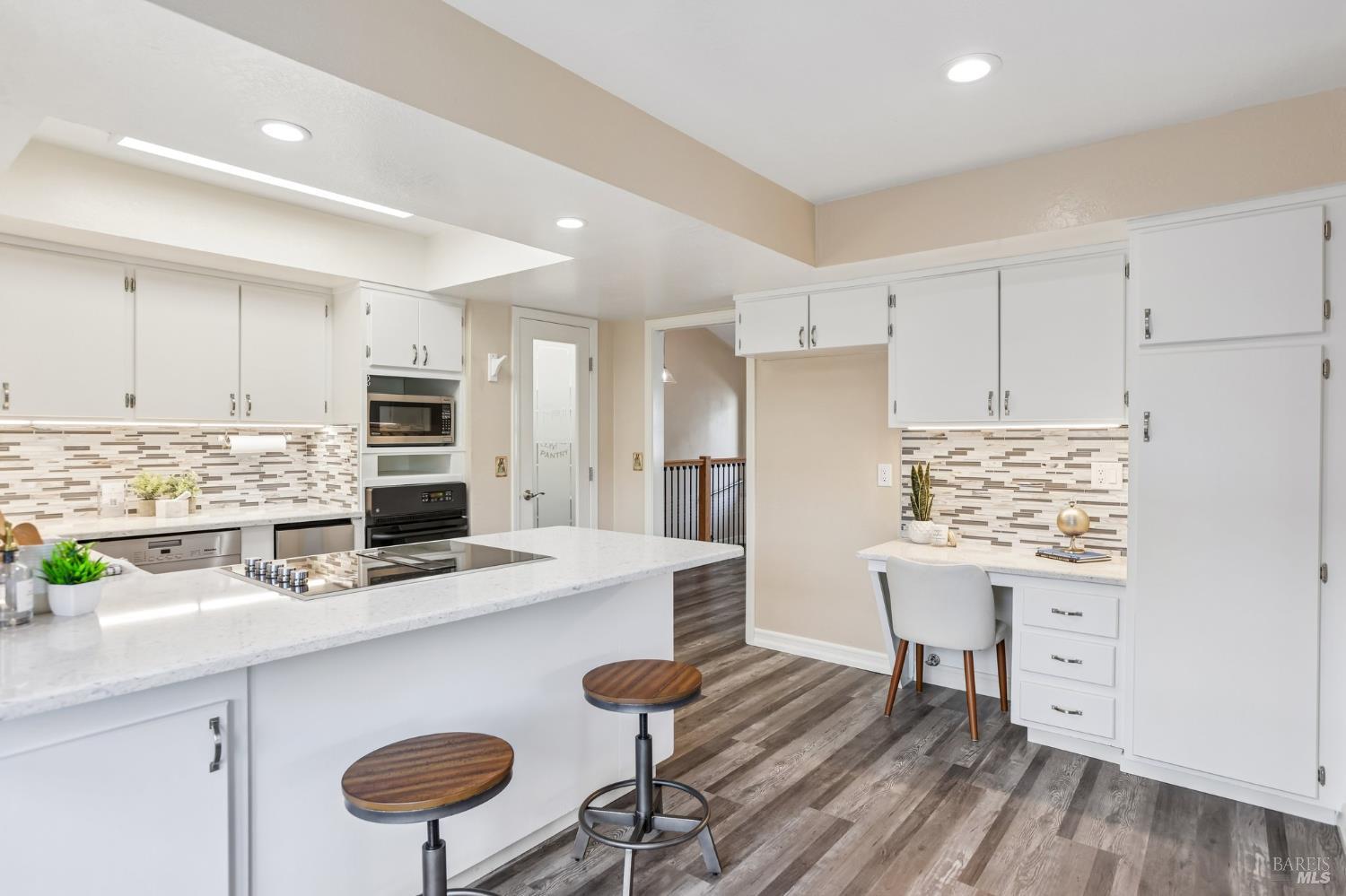 870 W J Street Benicia CA 94510